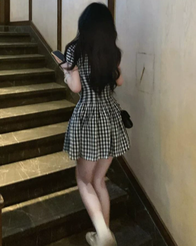 ビアズリー ギンガムチェック フレアワンピース 白 黒 サイズ1*QC949 ギンガムチェック柄ワンピース | outlet | axes femme online shop