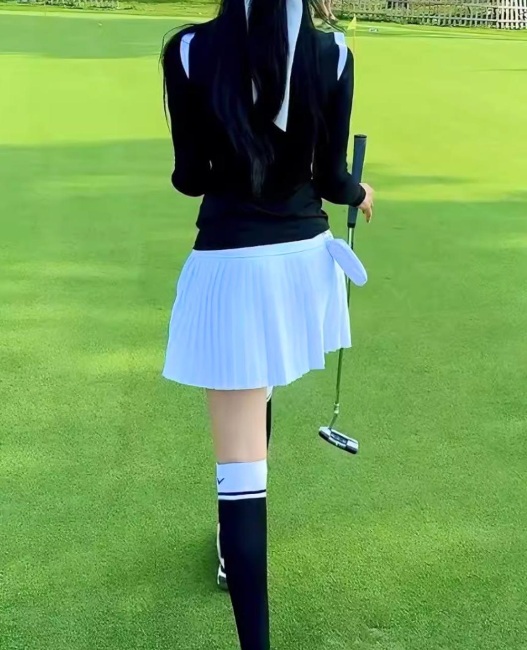 ホワイトシックプリーツスカート
