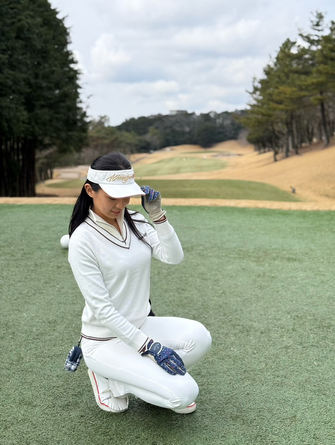 スポーティーホワイトニットセットアップ