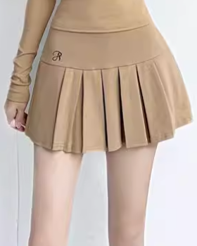 スポーティーポロスカート